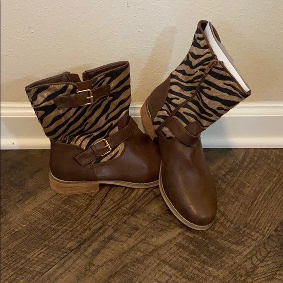 Ankle boots - Picture 2 of 2